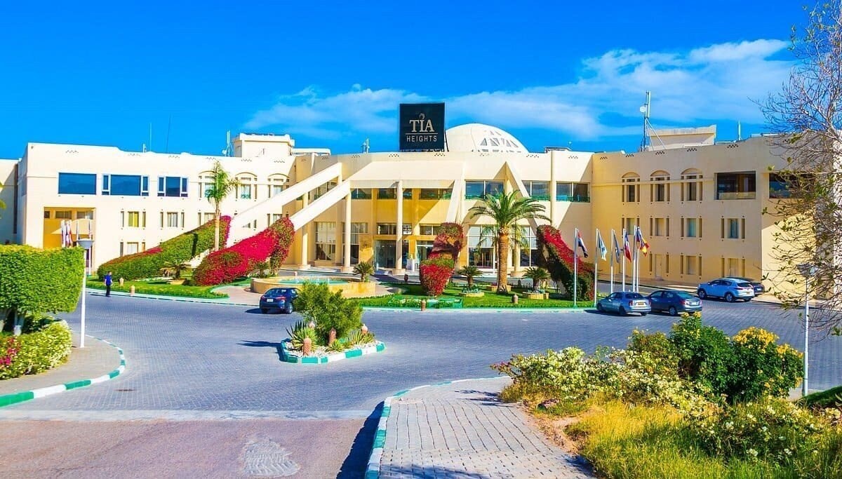 Отель Tia Heights Makadi Bay 5*